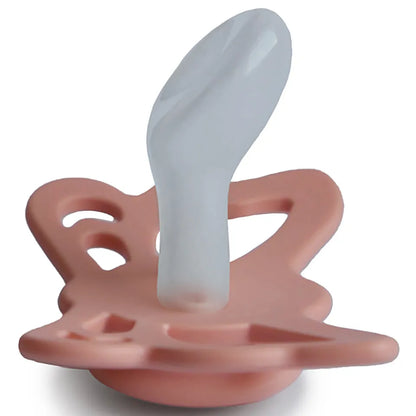 FRIGG Butterfly Anatomical Silicone Baby Pacifier 1-Pack Pretty In Peach